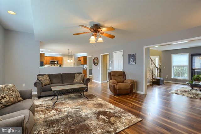 406 HIDDEN VALLEY RD, New Cumberland, PA 17070