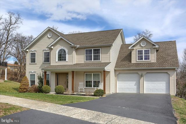 406 HIDDEN VALLEY RD, New Cumberland, PA 17070