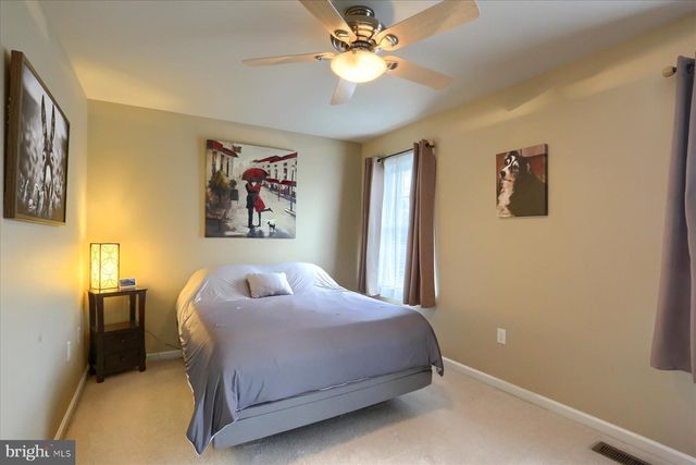 406 HIDDEN VALLEY RD, New Cumberland, PA 17070