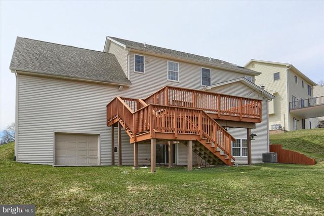 406 HIDDEN VALLEY RD, New Cumberland, PA 17070