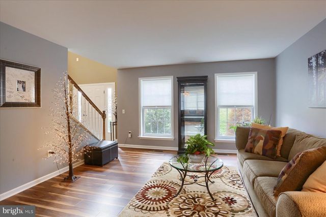 406 HIDDEN VALLEY RD, New Cumberland, PA 17070