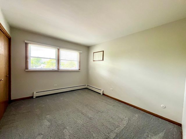 4506 Sunnyside Avenue 3, Brookfield, IL 60513