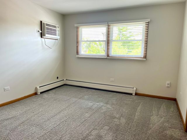4506 Sunnyside Avenue 3, Brookfield, IL 60513