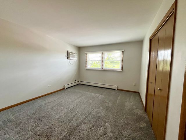4506 Sunnyside Avenue 3, Brookfield, IL 60513