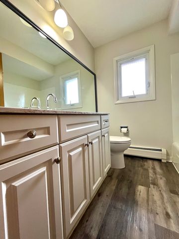 4506 Sunnyside Avenue 3, Brookfield, IL 60513