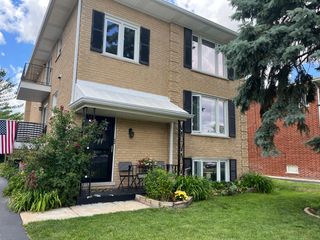 4506 Sunnyside Avenue 3, Brookfield, IL 60513
