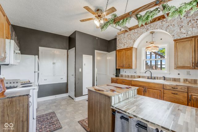 6203 W State Road 46, Greensburg, IN 47240