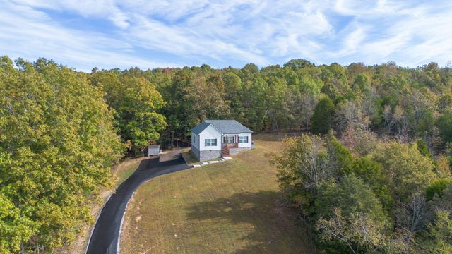 2800 Hurricane Creek Rd, N, Mc Ewen, TN 37101