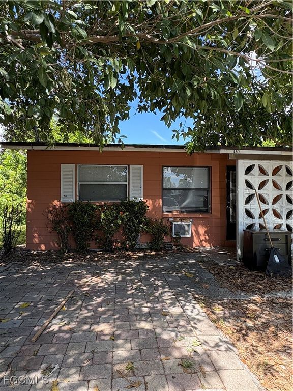 5450 3rd AVE, Fort Myers, FL 33907