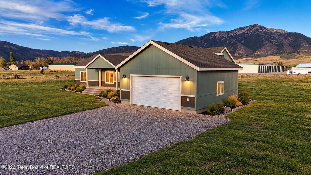 130 VALLEY Drive, Irwin, ID 83428 photo 3