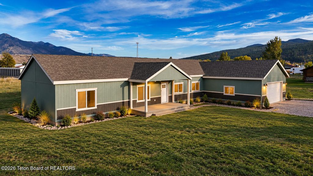 130 VALLEY Drive, Irwin, ID 83428 photo 4