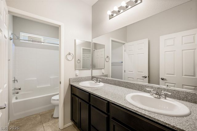 1301 Luna Del Oro Lane, Henderson, NV 89002