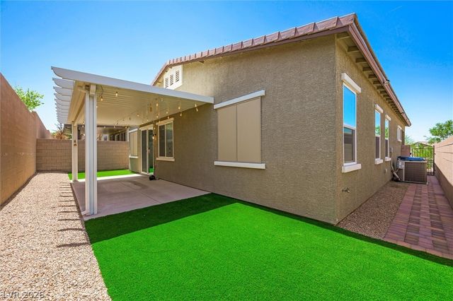 1301 Luna Del Oro Lane, Henderson, NV 89002
