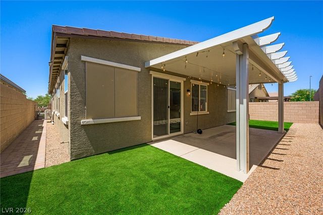 1301 Luna Del Oro Lane, Henderson, NV 89002