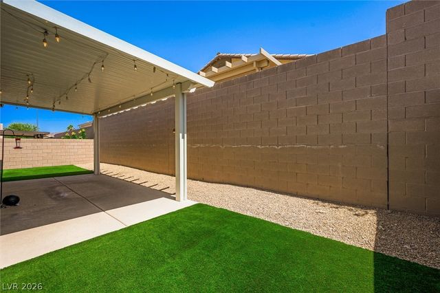 1301 Luna Del Oro Lane, Henderson, NV 89002