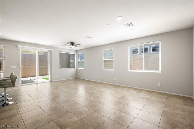 1301 Luna Del Oro Lane, Henderson, NV 89002