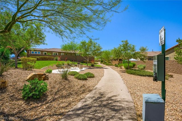 1301 Luna Del Oro Lane, Henderson, NV 89002