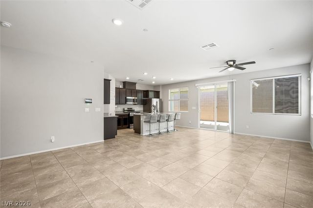 1301 Luna Del Oro Lane, Henderson, NV 89002
