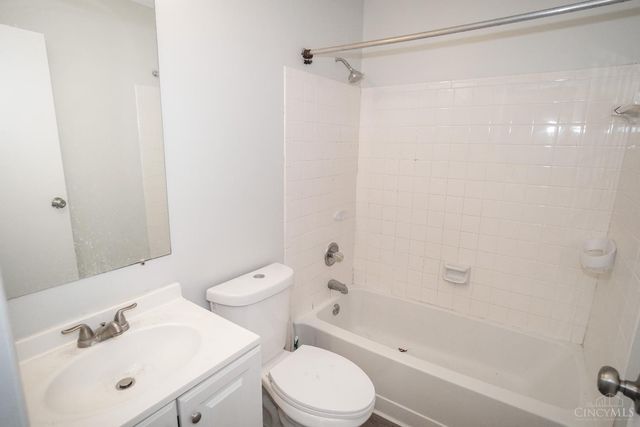 2048 Woodtrail Drive, Fairfield, OH 45014