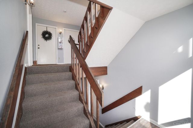 2048 Woodtrail Drive, Fairfield, OH 45014