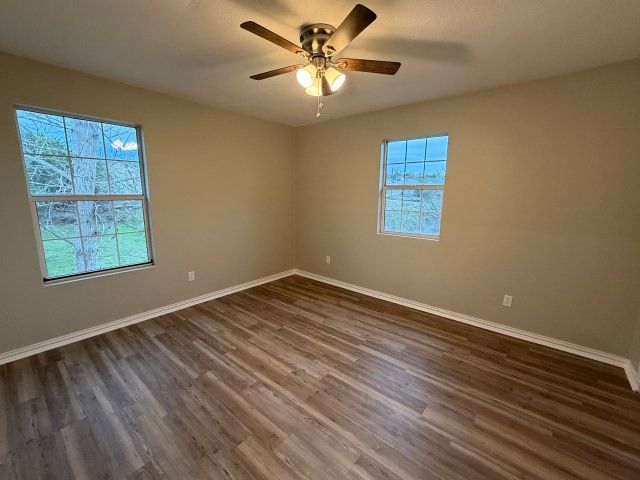 2304 Beverly Drive, Granbury, TX 76048