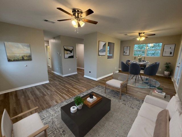 2304 Beverly Drive, Granbury, TX 76048