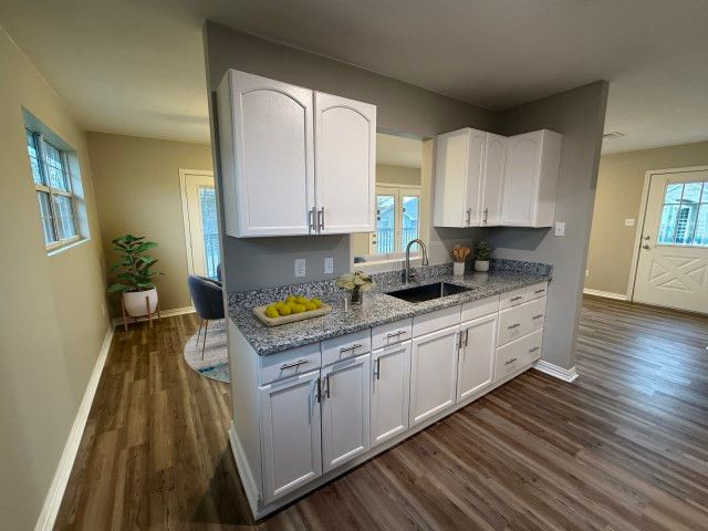 2304 Beverly Drive, Granbury, TX 76048