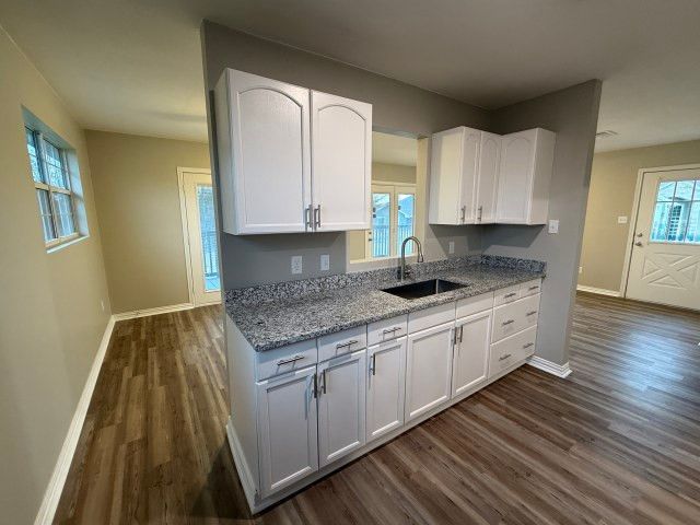 2304 Beverly Drive, Granbury, TX 76048