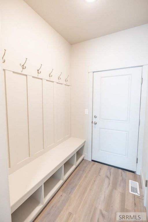 Image 10 of property listing at 114 N Ella St, Rigby, ID 83442