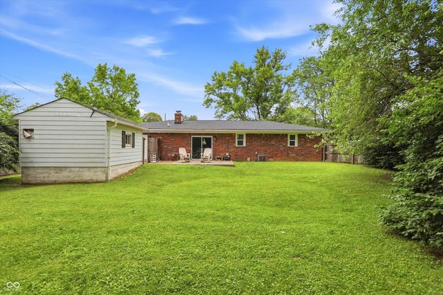 302 Hopkins Road, Cumberland, IN 46229