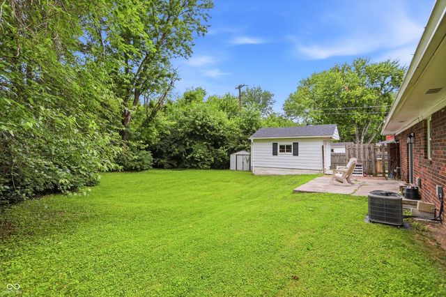 302 Hopkins Road, Cumberland, IN 46229