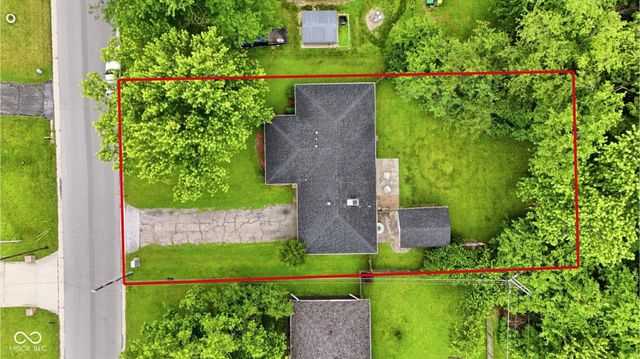 302 Hopkins Road, Cumberland, IN 46229
