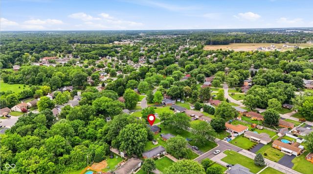 302 Hopkins Road, Cumberland, IN 46229