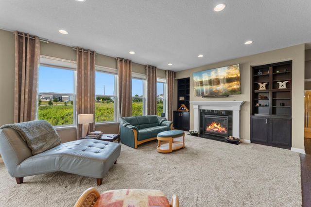 4014 Holasek Path, Chaska, MN 55318