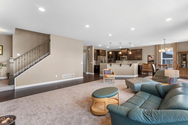 4014 Holasek Path, Chaska, MN 55318