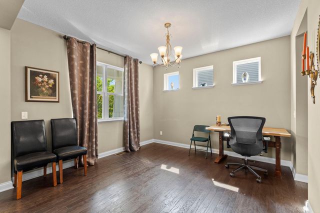 4014 Holasek Path, Chaska, MN 55318