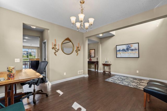 4014 Holasek Path, Chaska, MN 55318