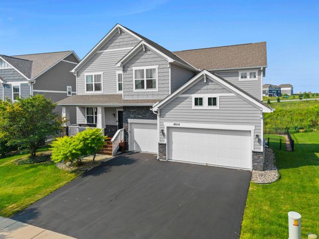 4014 Holasek Path, Chaska, MN 55318