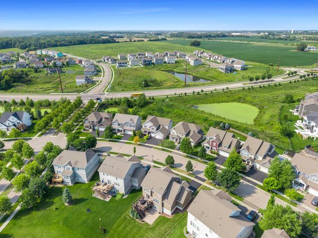 4014 Holasek Path, Chaska, MN 55318