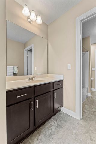 4014 Holasek Path, Chaska, MN 55318
