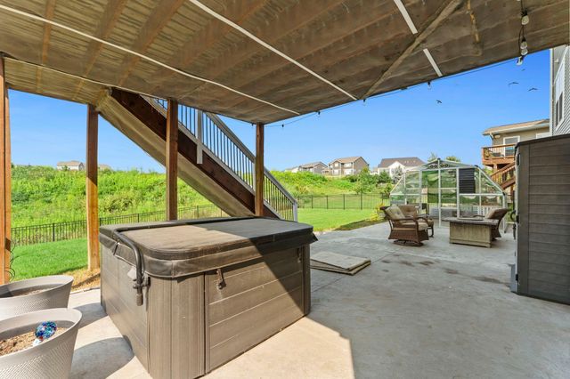 4014 Holasek Path, Chaska, MN 55318
