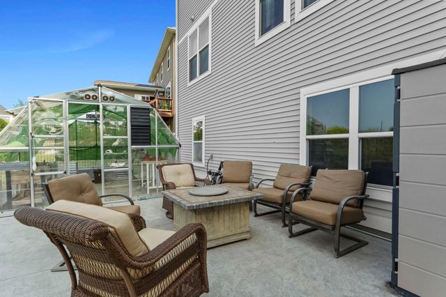 4014 Holasek Path, Chaska, MN 55318