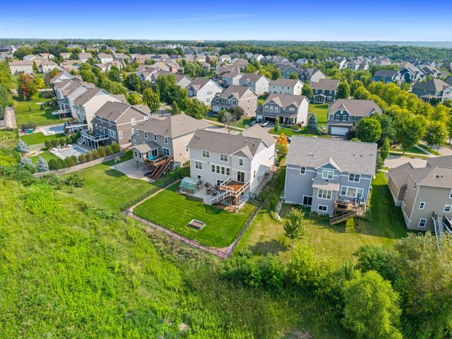4014 Holasek Path, Chaska, MN 55318
