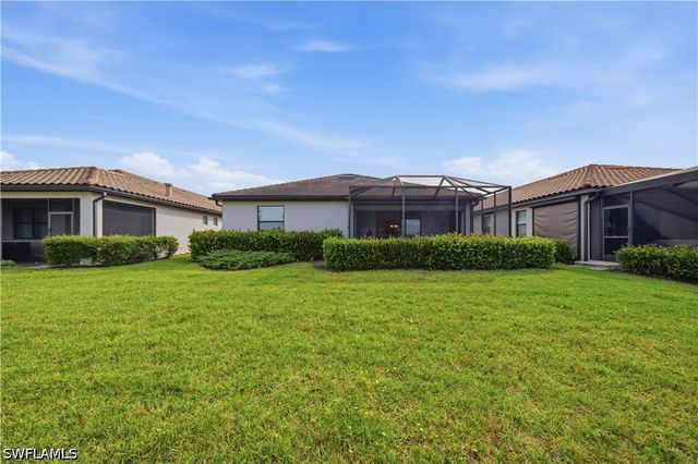 19584 Utopia LN, Estero, FL 33928