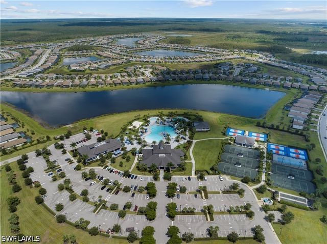 19584 Utopia LN, Estero, FL 33928