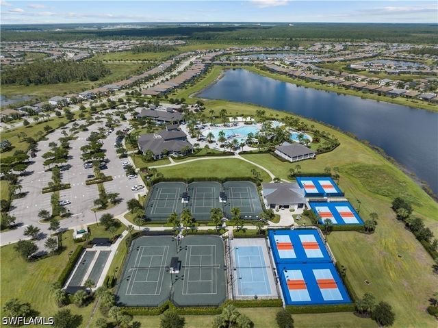 19584 Utopia LN, Estero, FL 33928