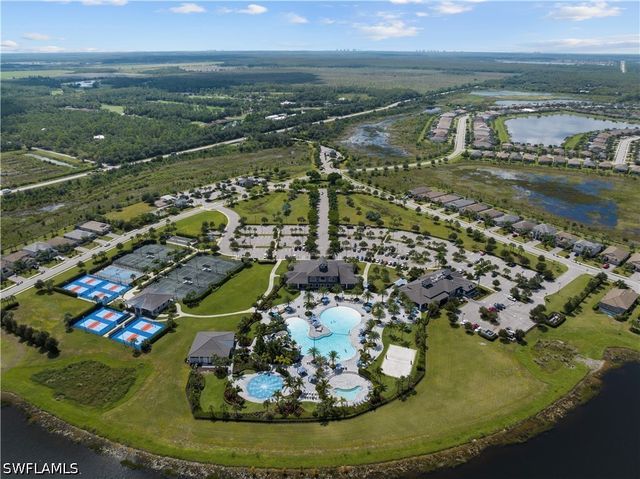 19584 Utopia LN, Estero, FL 33928