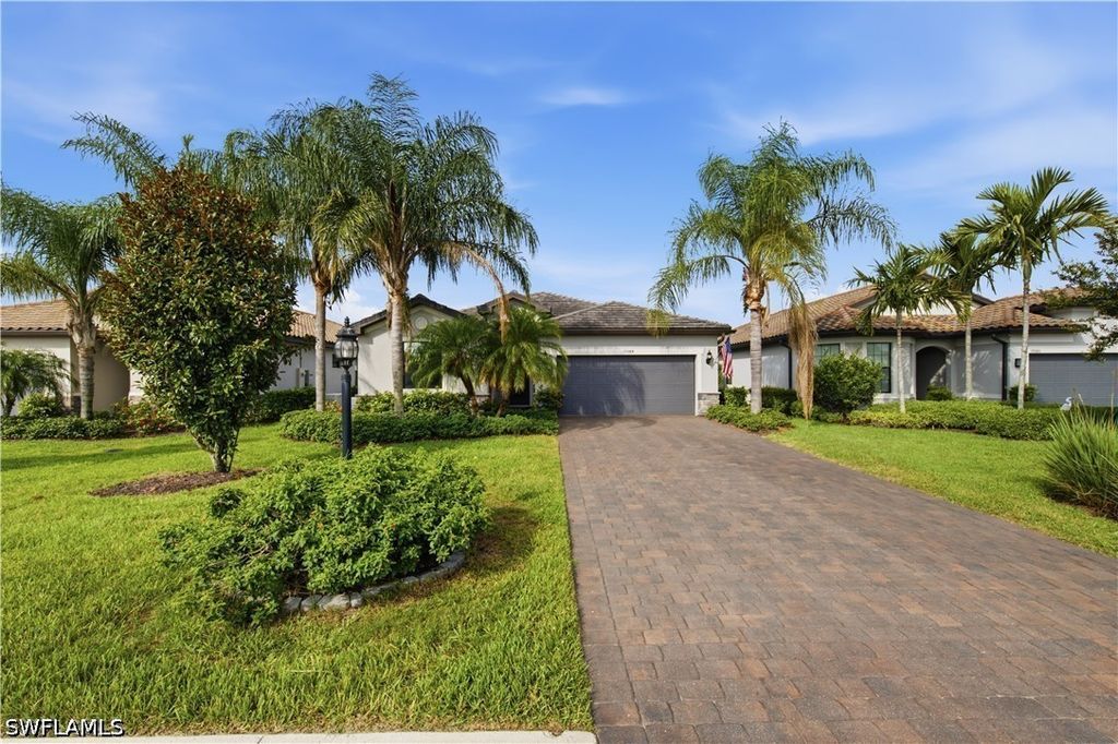 19584 Utopia LN, Estero, FL 33928