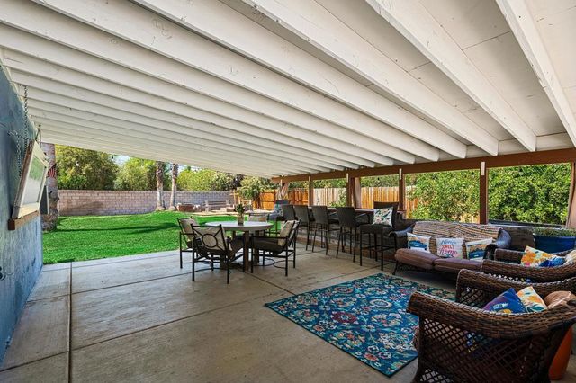 72879 Arboleda Drive, Palm Desert, CA 92260