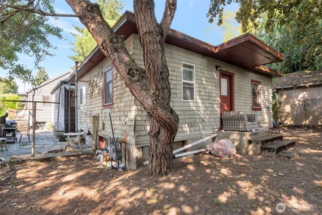 2135 4th Street, Bremerton, WA 98312